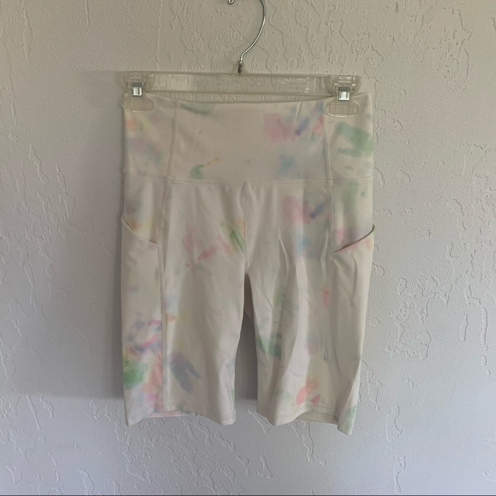 FABLETICS BIKER SHORTS